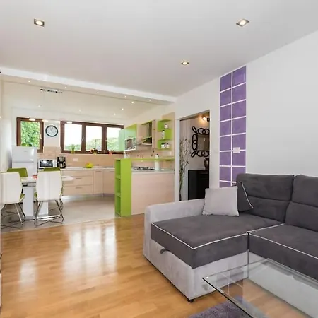 One Bedroom Kristina Appartamento